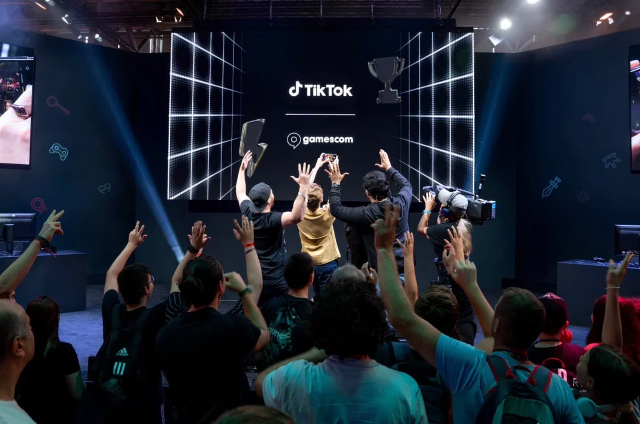 Gaming on TikTok graphic asset.